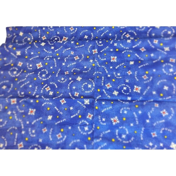 Let It Snow Snowflakes Blue Cotton Quilting Fabric 2/3 & 3/4 Yard Pieces Sewing - Picture 3 of 10